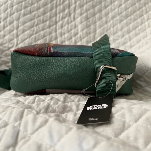 Star Wars Boba Fett Armor Crossbody Bag | Buckle-Down/Disney - Picture 7 of 15